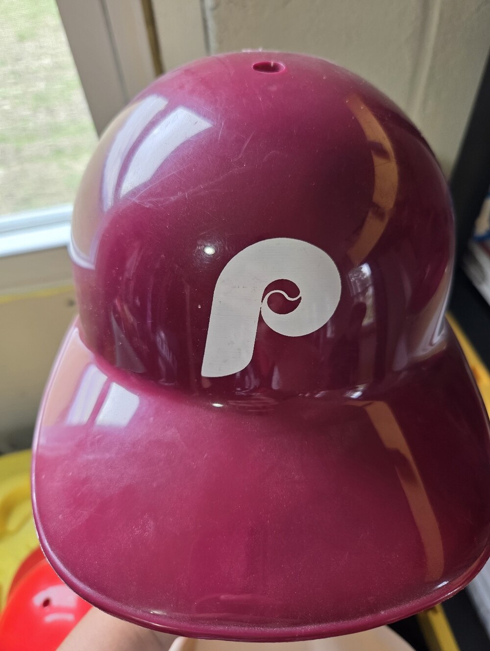 Mlb Philadelphia Phillies vintage full size Souvenir helmet